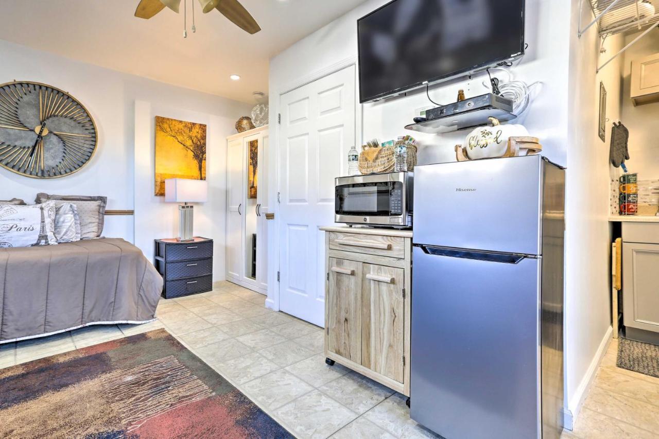 Central Elmont Studio With Great Outdoor Space! Exterior foto