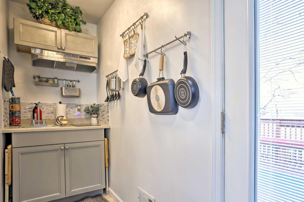Central Elmont Studio With Great Outdoor Space! Exterior foto