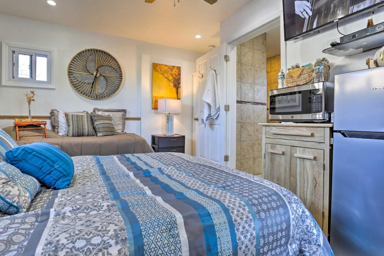 Central Elmont Studio With Great Outdoor Space! Exterior foto