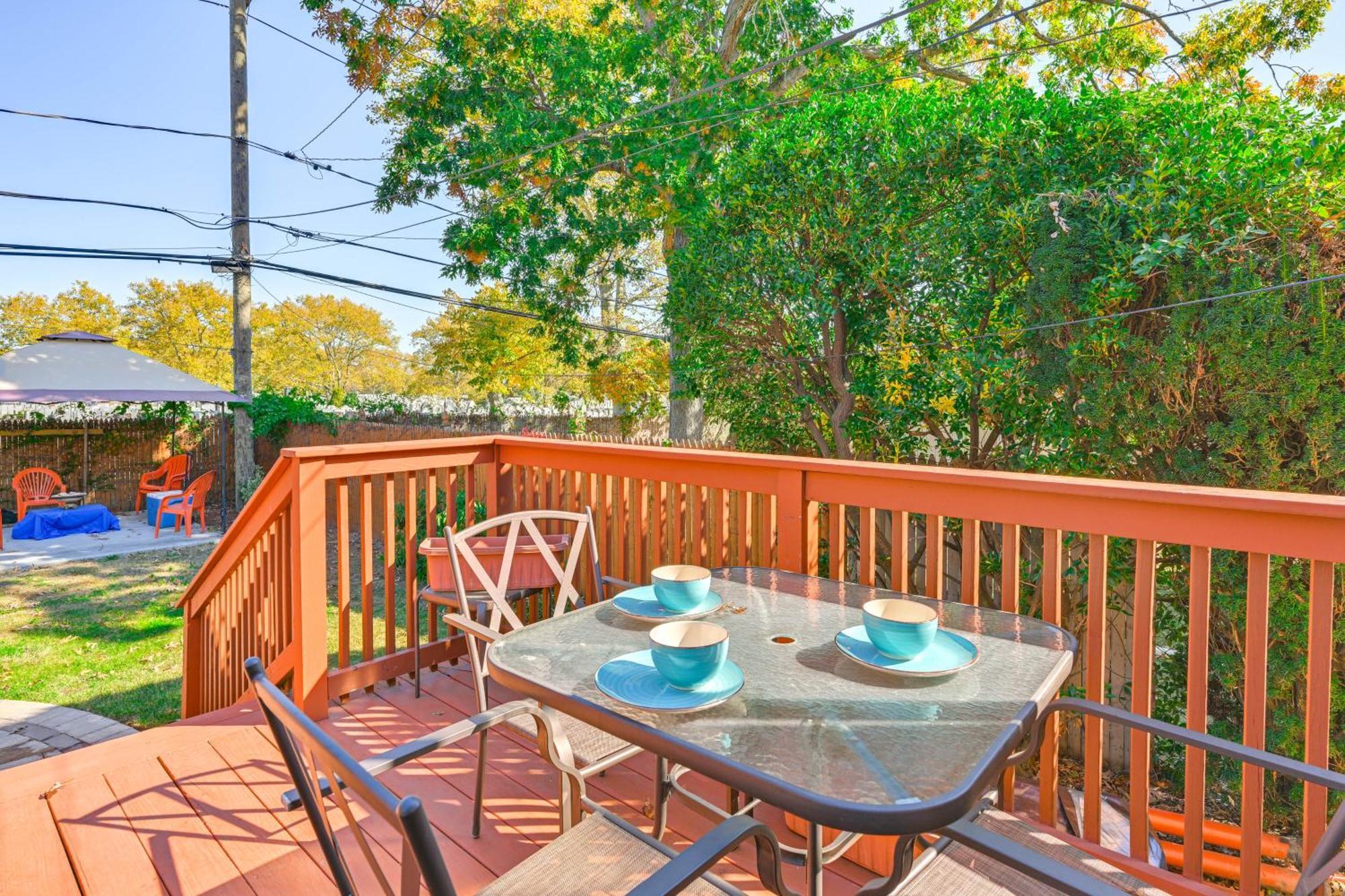 Central Elmont Studio With Great Outdoor Space! Exterior foto