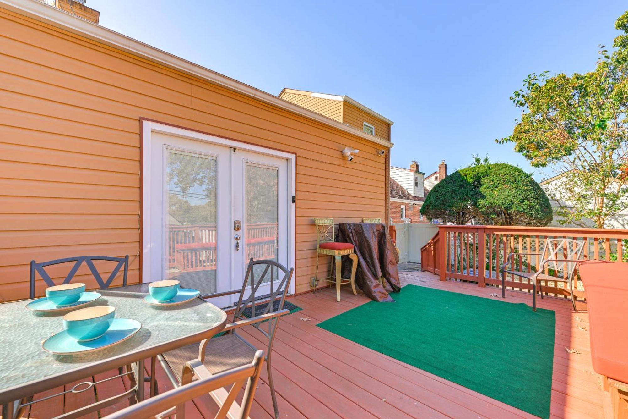 Central Elmont Studio With Great Outdoor Space! Exterior foto